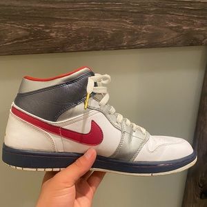 Jordan 1 mid “Olympic”
